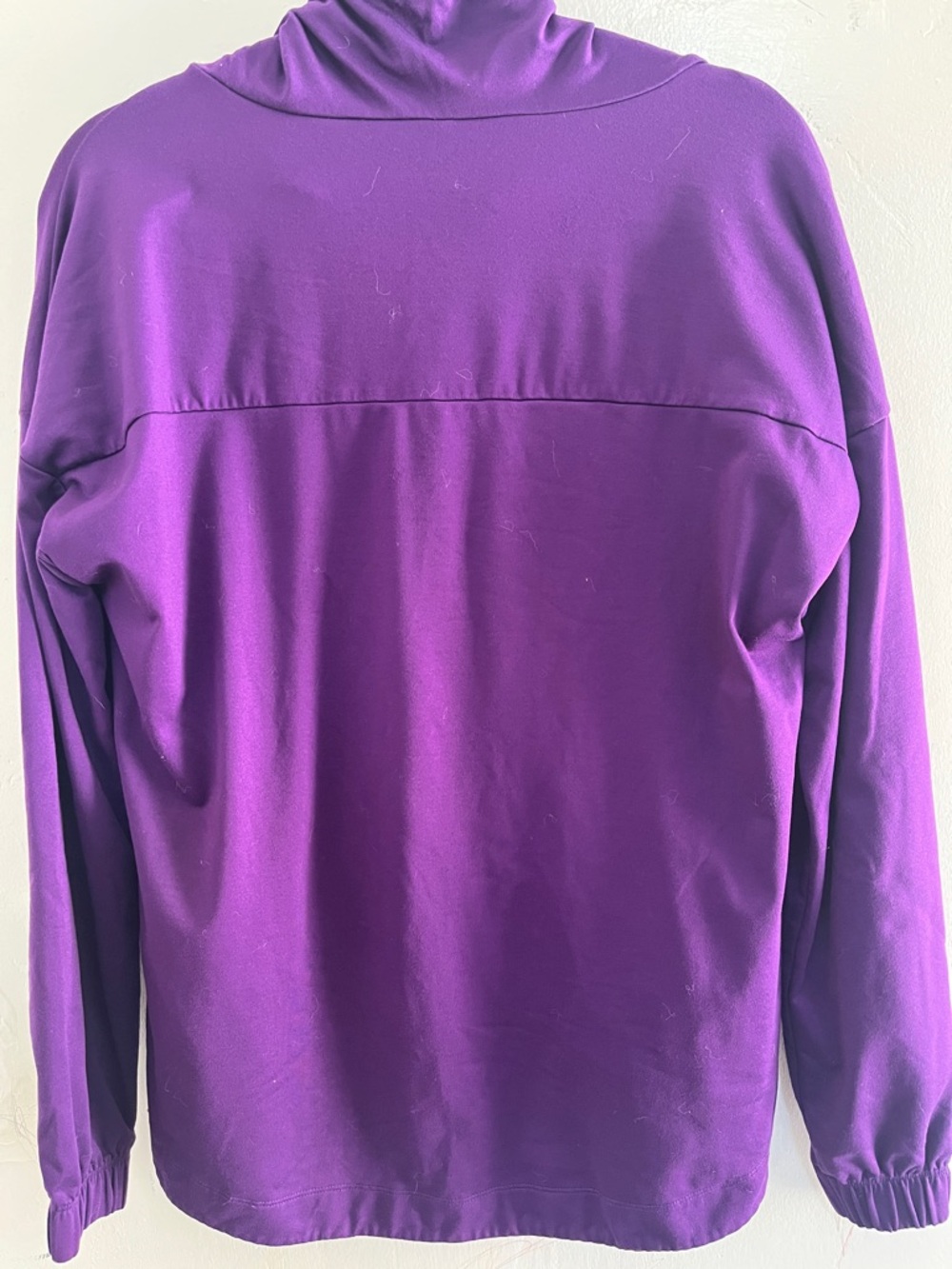 Fabletics Europa Pullover - Picture 4 of 4